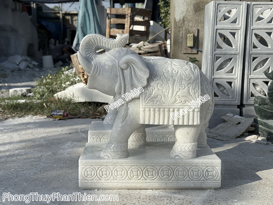 tượng voi đá phong thuỷ